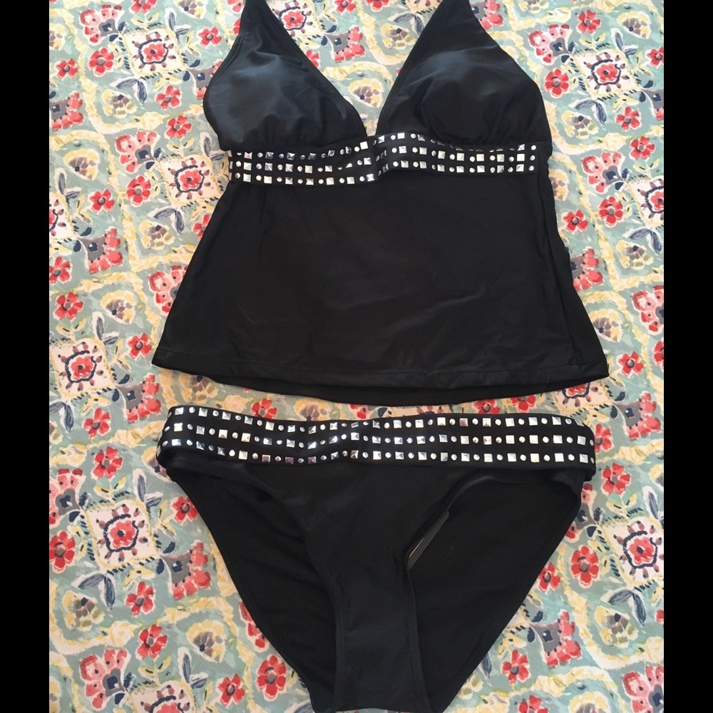 Black tankini w fold over bottom S top M bottom